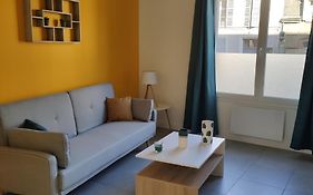 Appartement Cosy Avec Place De Parking Privee