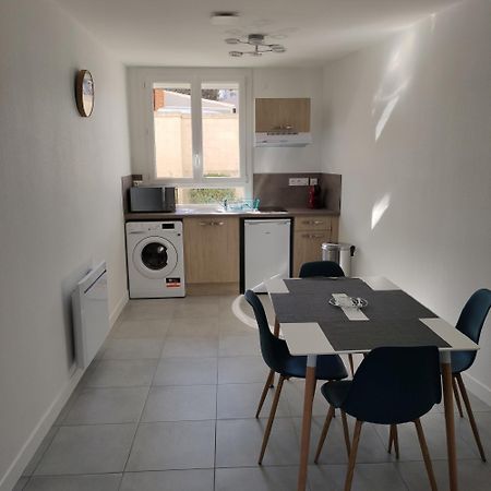 Appartement Cosy Avec Place De Parking Privee Le Mans Exterior photo