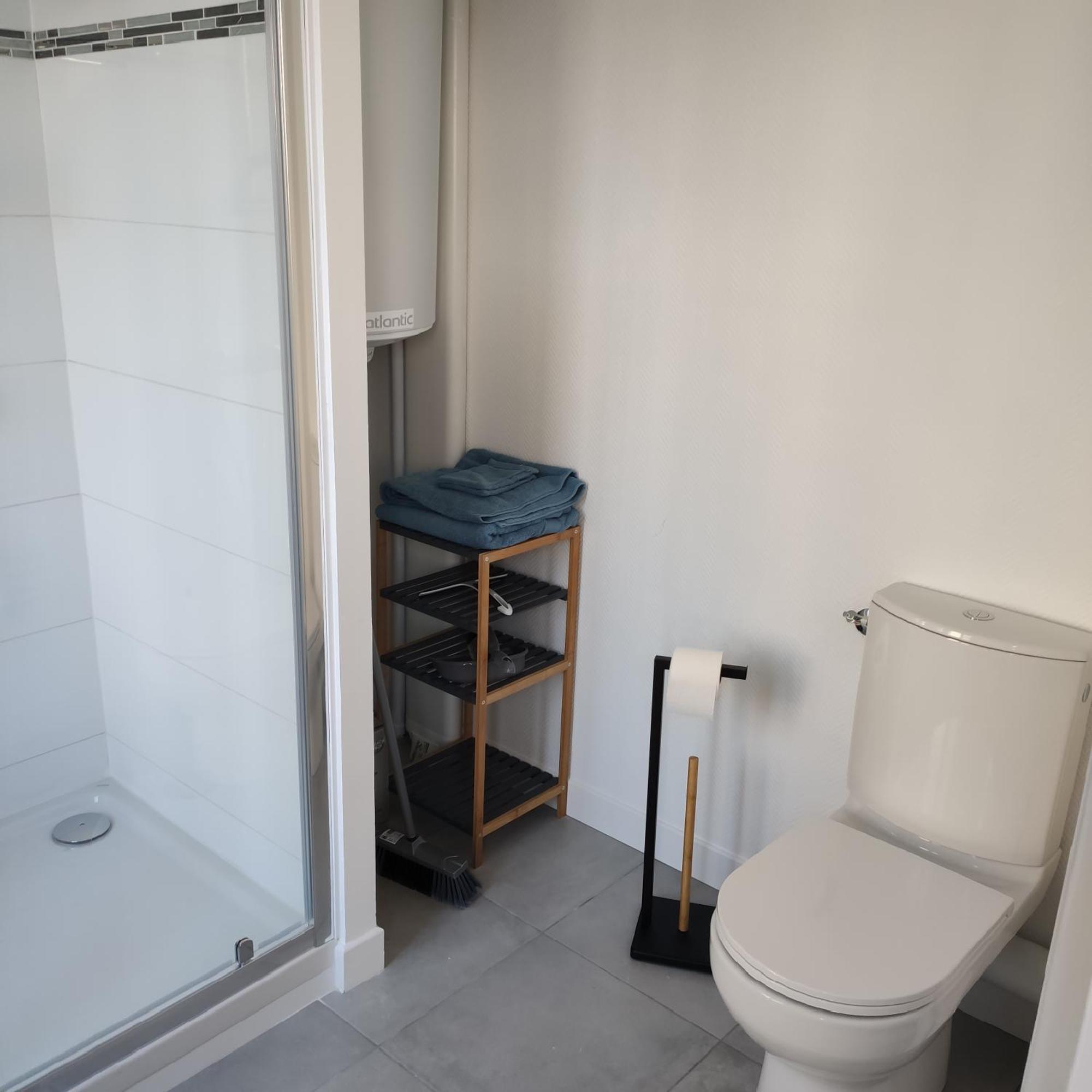 Appartement Cosy Avec Place De Parking Privee Le Mans Exterior photo